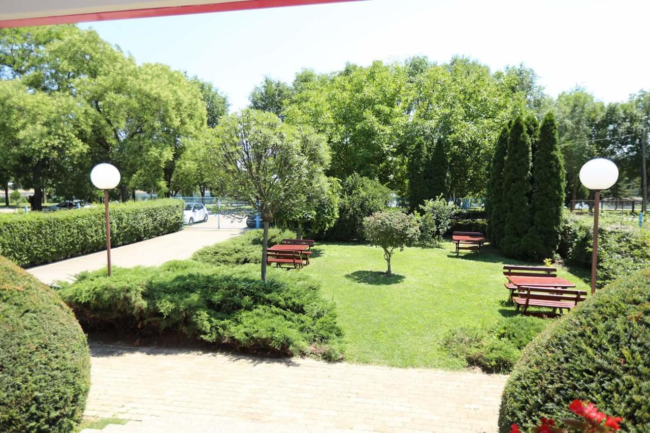 Vila Lola Бела-Црква Экстерьер фото
